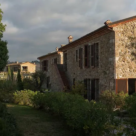 Tuscany Forever Premium Volterra