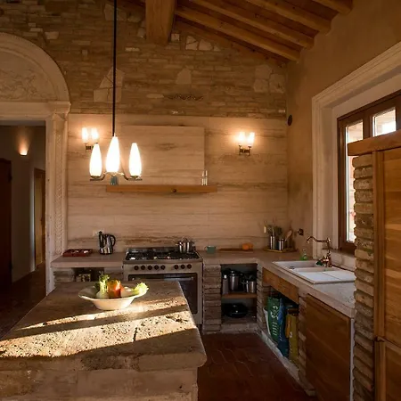 Tuscany Forever Premium * Volterra
